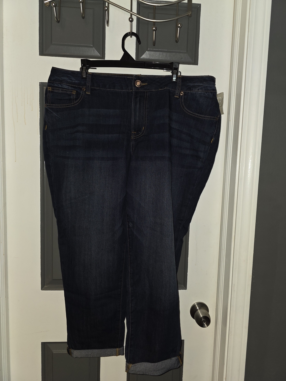 Maurices Dark Wash Cropped Ankle Jeans